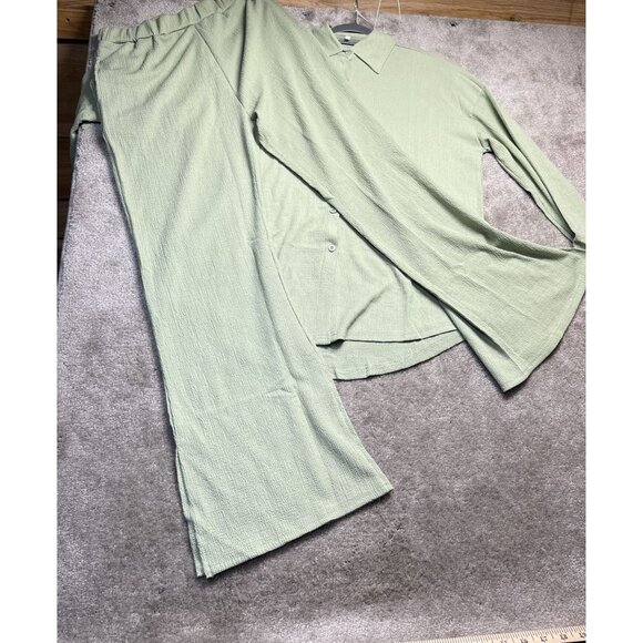Sage Green Textured Button-Up Shirt & Pant Set Lg Comfortable Casual NWOT - Picture 2 of 13